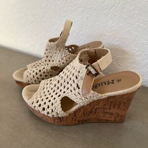 Mudd Off-white Nude Woven Wedges